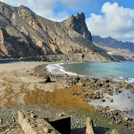 Anaga Tucho Natural House