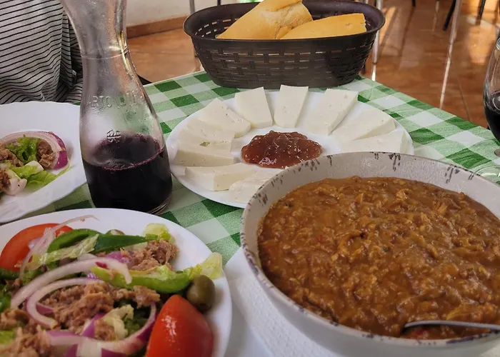 Anaga Tucho Natural House